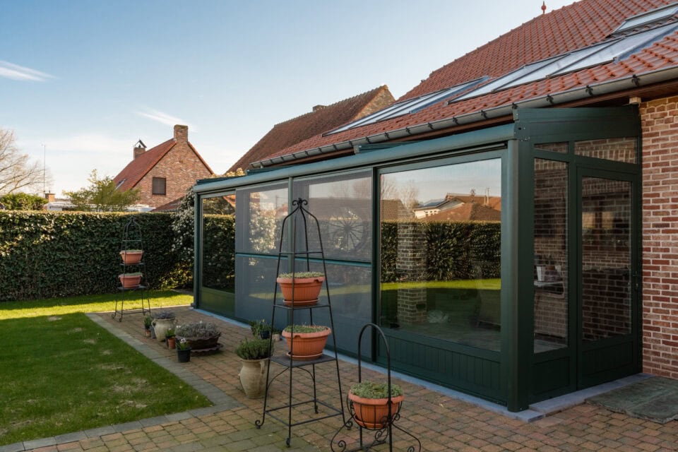 terrasoverkapping met glazen wanden
